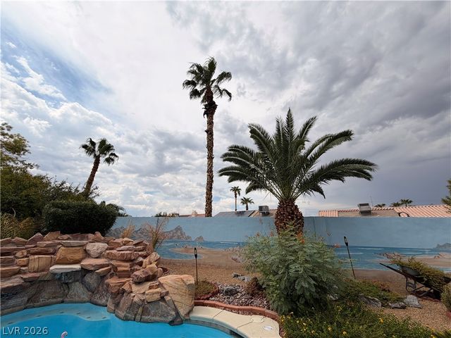 6214 Belgium Drive, Las Vegas, NV 89122