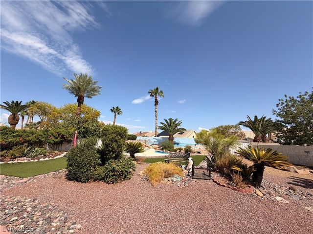 6214 Belgium Drive, Las Vegas, NV 89122