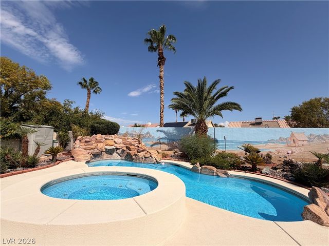 6214 Belgium Drive, Las Vegas, NV 89122