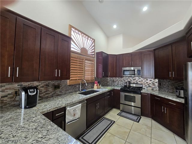 6214 Belgium Drive, Las Vegas, NV 89122