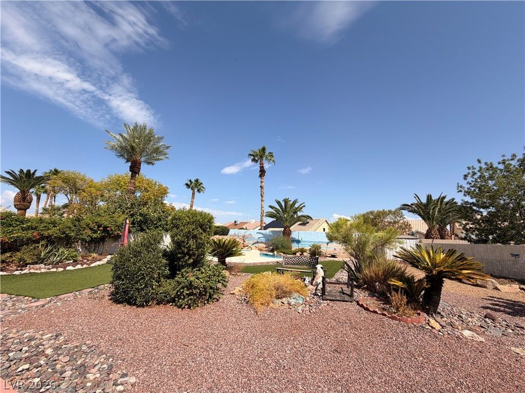 6214 Belgium Drive, Las Vegas, NV 89122 — photo 5