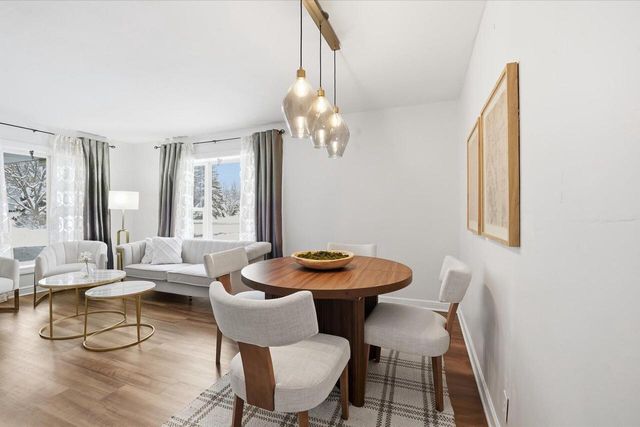 4512 N 105th STREET, Wauwatosa, WI 53225