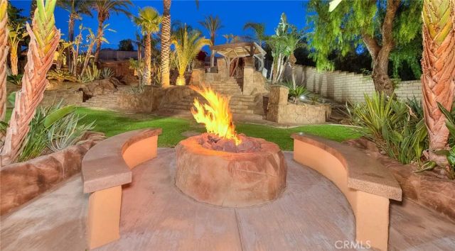 2383 Pacer, Norco, CA 92860