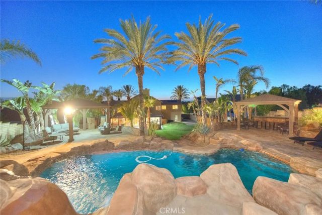 2383 Pacer, Norco, CA 92860