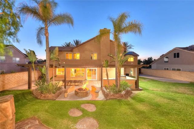 2383 Pacer, Norco, CA 92860