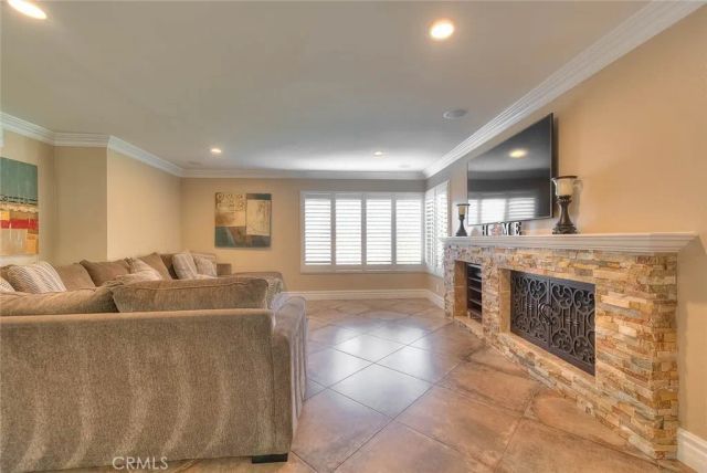 2383 Pacer, Norco, CA 92860