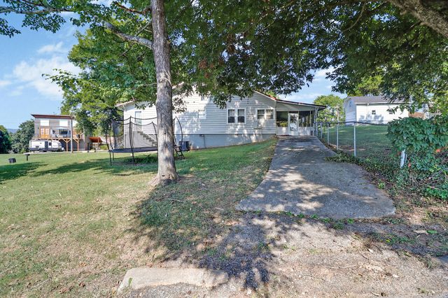 122 Cross Avenue, Dayton, TN 37321