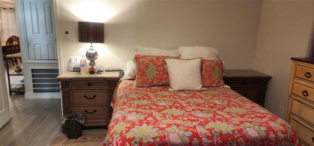 3451 Golders Green Drive, Houston, TX 77082