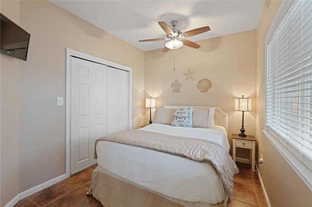 15010 Leeward Dr 602, Corpus Christi, TX 78418