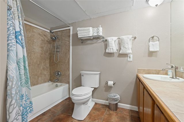 15010 Leeward Dr 602, Corpus Christi, TX 78418