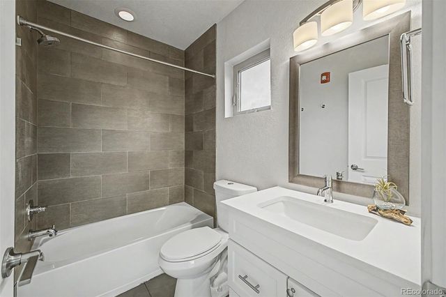 3300 W 19th Avenue, Denver, CO 80204