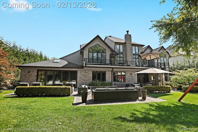 17739 Cranbrook Drive, Northville, MI 48168