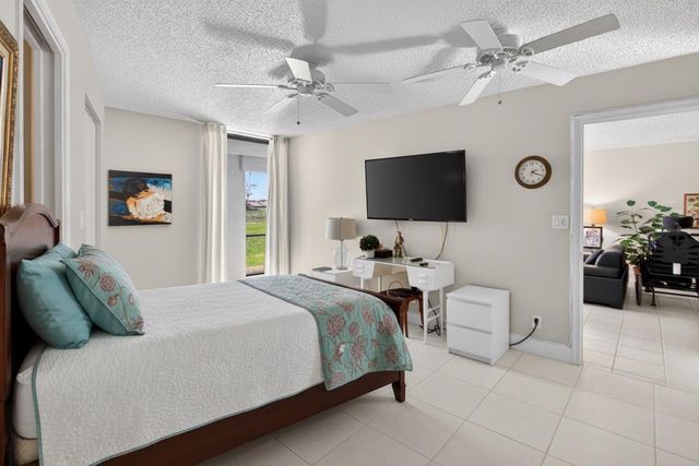 3485 Environ Boulevard C107, Lauderhill, FL 33319