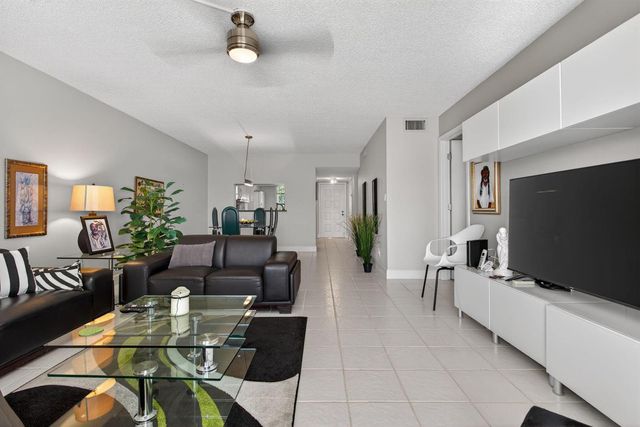 3485 Environ Boulevard C107, Lauderhill, FL 33319
