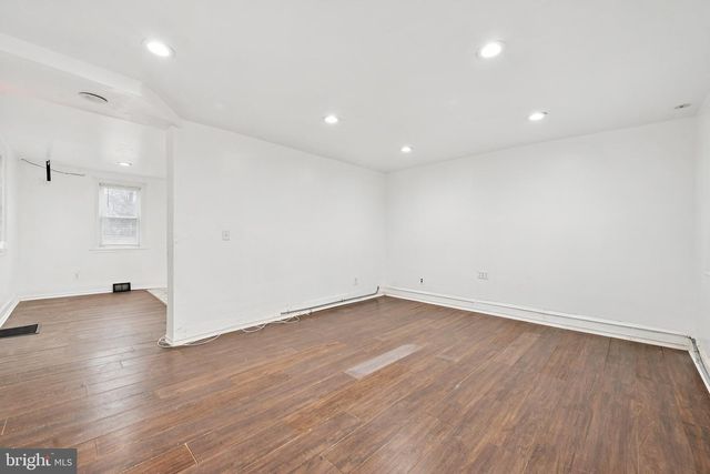 2443 S BLACK HORSE PIKE, Williamstown, NJ 08094