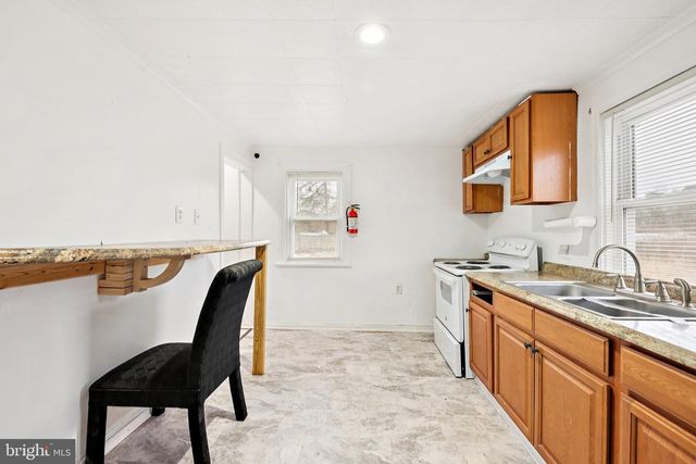 2443 S BLACK HORSE PIKE, Williamstown, NJ 08094