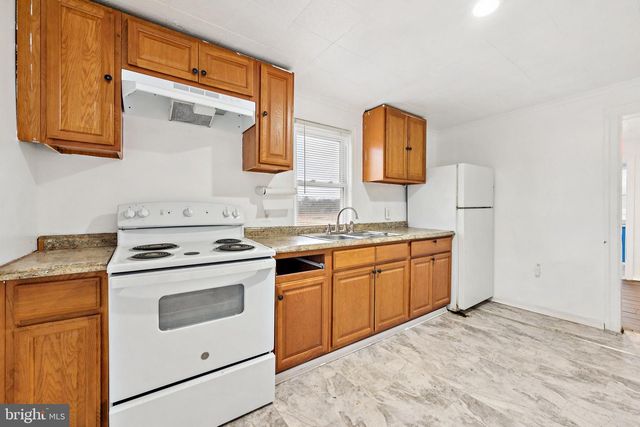 2443 S BLACK HORSE PIKE, Williamstown, NJ 08094