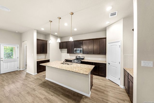 1507 Stony Island, San Antonio, TX 78245