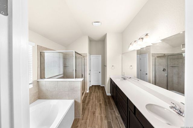 1507 Stony Island, San Antonio, TX 78245