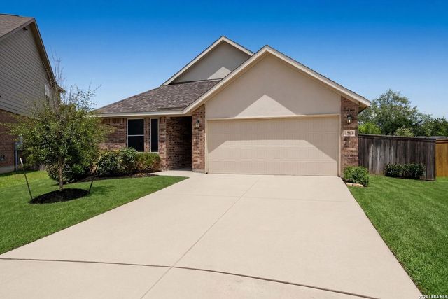 1507 Stony Island, San Antonio, TX 78245