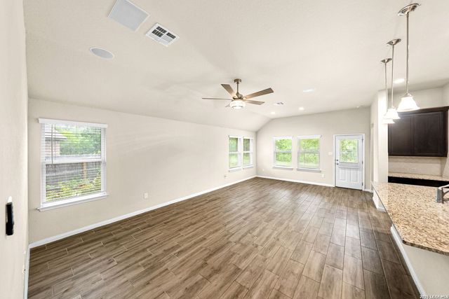 1507 Stony Island, San Antonio, TX 78245