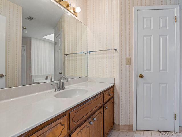 4041 Meredith Drive, Montgomery, AL 36109