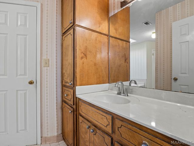 4041 Meredith Drive, Montgomery, AL 36109