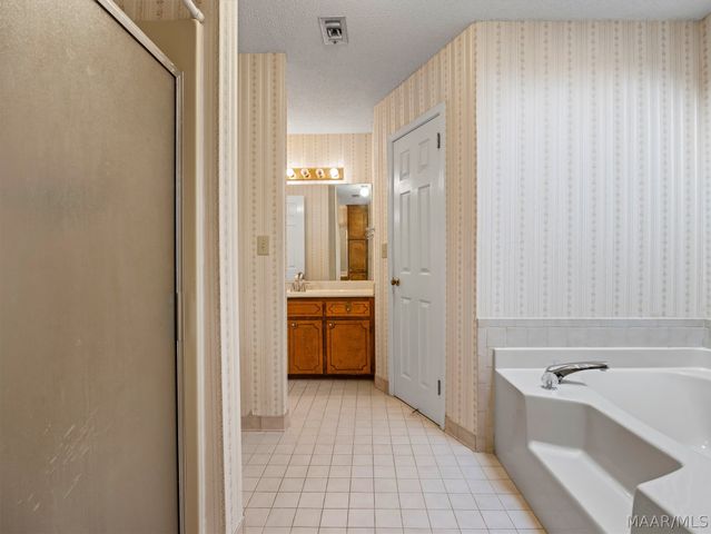 4041 Meredith Drive, Montgomery, AL 36109