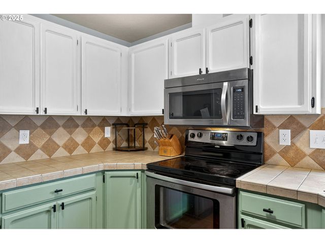 15807 Ne 2ND St, Vancouver, WA 98684