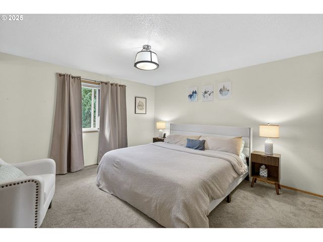 15807 Ne 2ND St, Vancouver, WA 98684