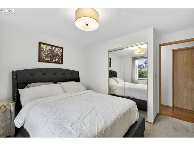 15807 Ne 2ND St, Vancouver, WA 98684