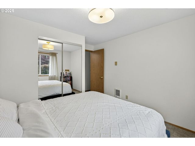 15807 Ne 2ND St, Vancouver, WA 98684