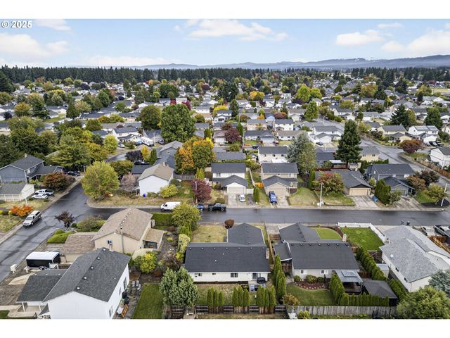 15807 Ne 2ND St, Vancouver, WA 98684