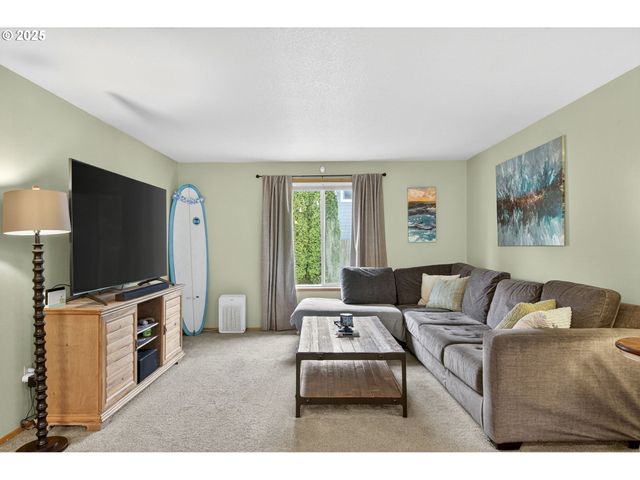 15807 Ne 2ND St, Vancouver, WA 98684