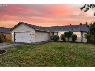 15807 Ne 2ND St, Vancouver, WA 98684