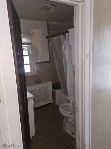 1865 Hillside Road, East Cleveland, OH 44112