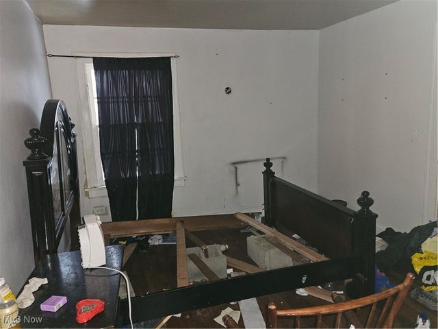 1865 Hillside Road, East Cleveland, OH 44112