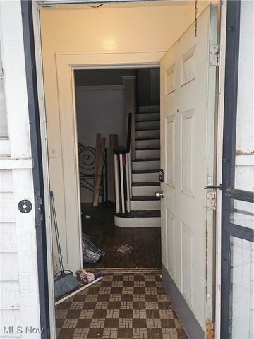 1865 Hillside Road, East Cleveland, OH 44112