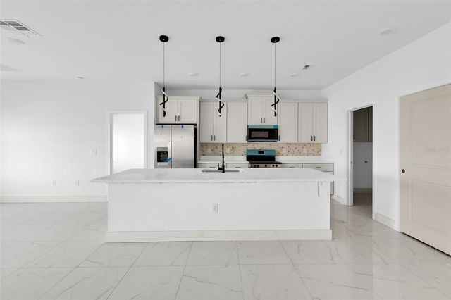 22372 NYACK AVENUE, Port Charlotte, FL 33952