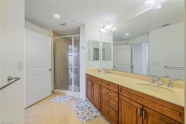 5781 Cape Harbour DR 810, Cape Coral, FL 33914