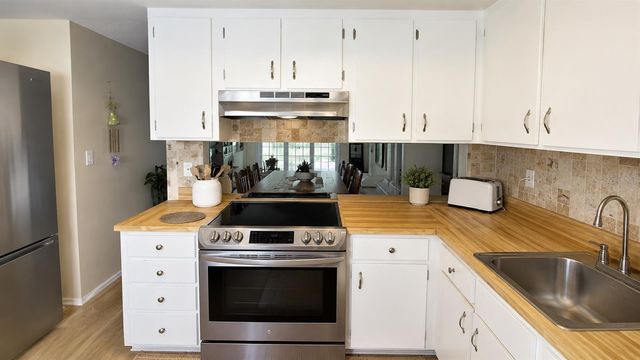 10 LONDON LANE, Ormond Beach, FL 32176
