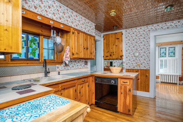 1532 Sunset Road, Schodack, NY 12033