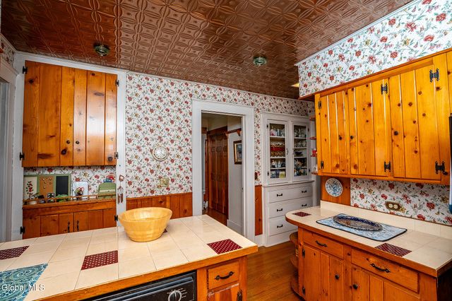 1532 Sunset Road, Schodack, NY 12033