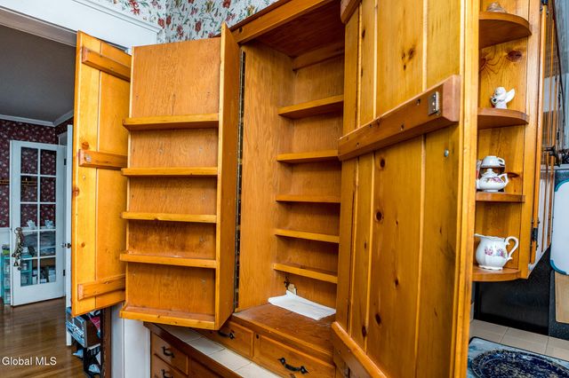 1532 Sunset Road, Schodack, NY 12033