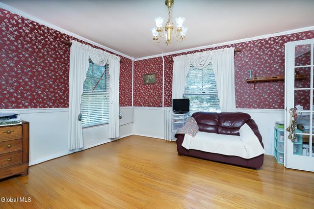 1532 Sunset Road, Schodack, NY 12033