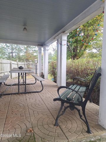 1532 Sunset Road, Schodack, NY 12033