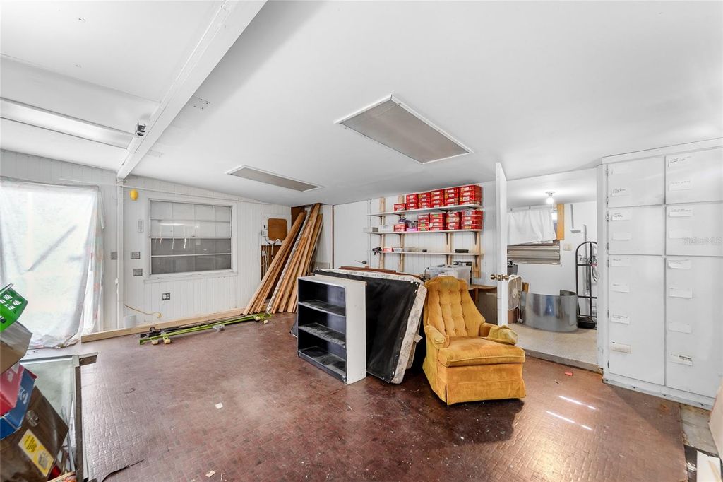 Image 23 of property listing at 12312 N 27TH STREET, Tampa, FL 33612