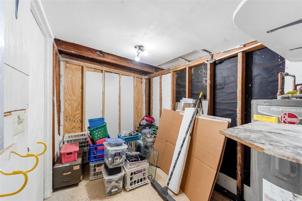 Image 25 of property listing at 12312 N 27TH STREET, Tampa, FL 33612