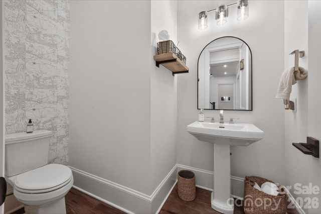 8008 Skye Lochs Drive, Waxhaw, NC 28173