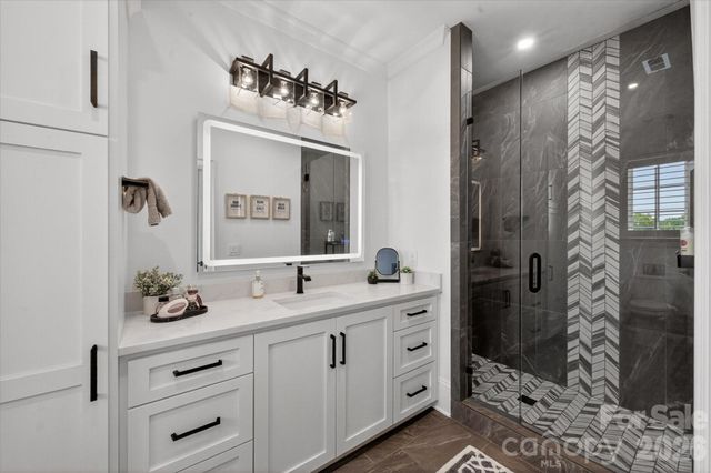 8008 Skye Lochs Drive, Waxhaw, NC 28173